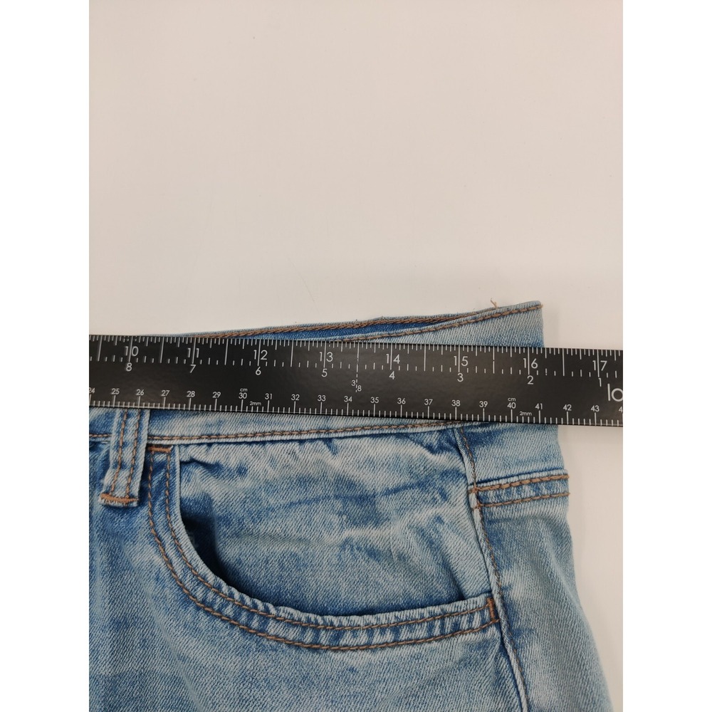 SO‎ High Rise Mom Jeans Light Wash Blue Tapered Leg Denim Size 15/32W - Picture 6 of 11